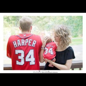 Meet your Posher, Dutton